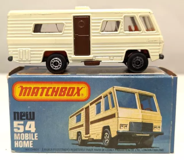 Matchbox 1-75 Number 54 Mobile Home - Cream - MIB