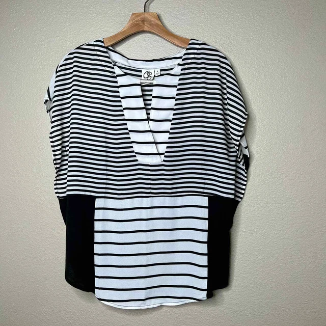 One September Size Small Black White Stripe Short Sleeve Blosue Contrast