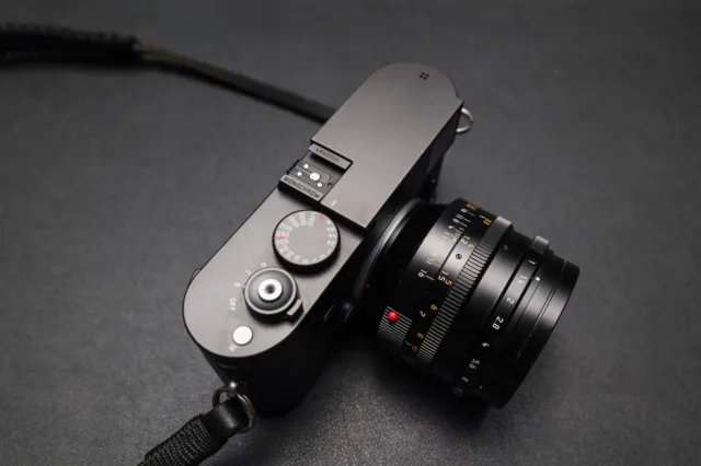Leica M Monochrom (Typ 246) 24MP Digital Rangefinder Camera - Black