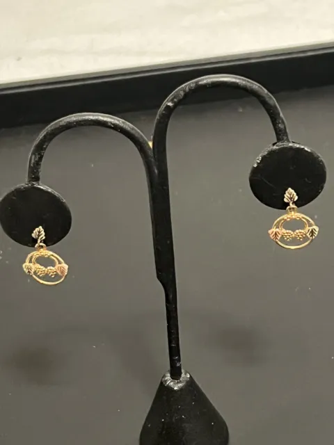 Vintage 10K BHG Black Hills Gold Solid Gold Leaves  Dangle Drop Earrings 2.38 g.