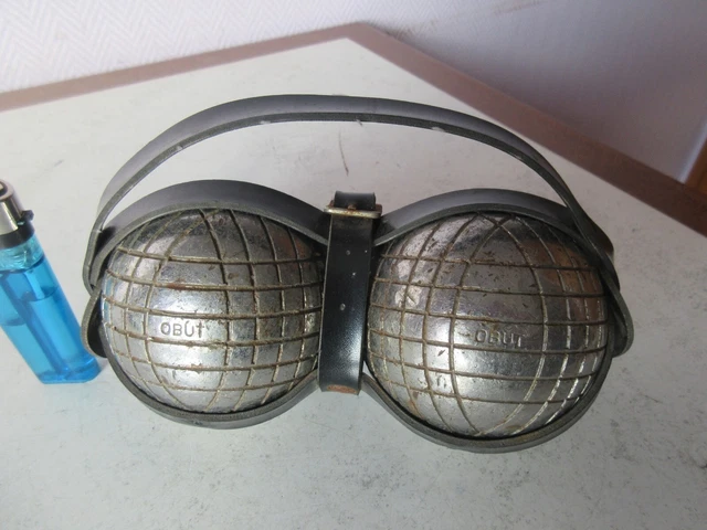 Ancienne Paire De Boules De Pétanque Avec Cochonnet Et étui Cuir Vintage