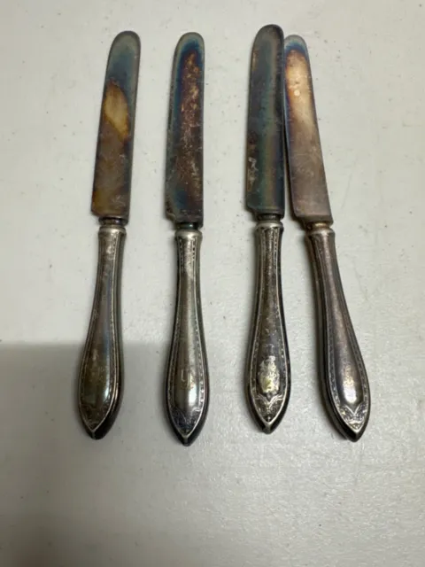 Antique Sheraton Community Plate SilverPlate Lot of 4 butter Knives
