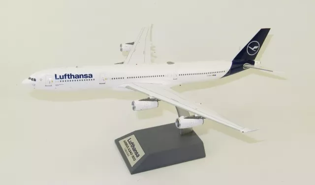 JFOX JFA3403004 1/200 Airbus A340-300 Lufthansa Reg : D-Aigx con Soporte -