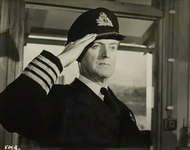 VINTAGE MOVIE FILM Photo Albert RN Jack Warner Saluting Royal Navy ...