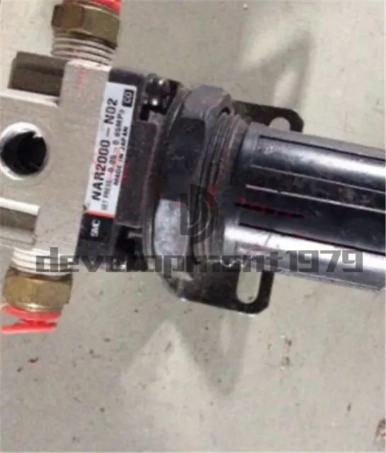 Un regolatore di pressione aria SMC NAR2000-N02 testato