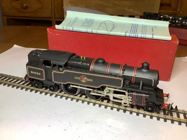 Hornby Dublo 2 Rail 2218 BR 2-6-4 Standard Class 4MT Tank Loco 80033 serviced