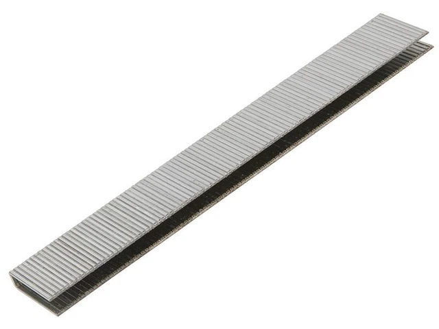 DEWALT - DSTSX30Z 18G Galvanised Staples 30mm (Pack 3000)