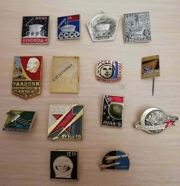 RARE LIMITED USSR Russian Soviet Space program country MOON Badges