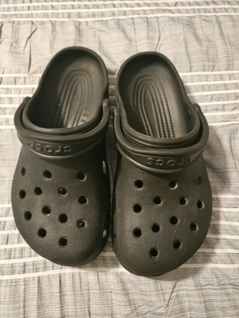 Crocs Classic Clogs Unisex Shoes Ultra Light Black Sandals Mens 8 Womens 10
