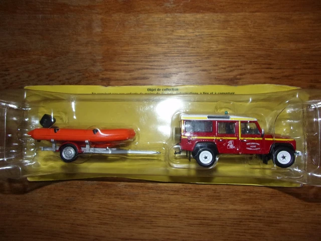 Toymaster Enfants Globe Land Rover Defender avec remorque à Chevaux
