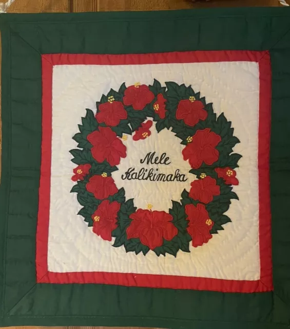 Mele Kalikimaka Christmas Hibiscus Wreath Wall Hanging Quilted Handmade