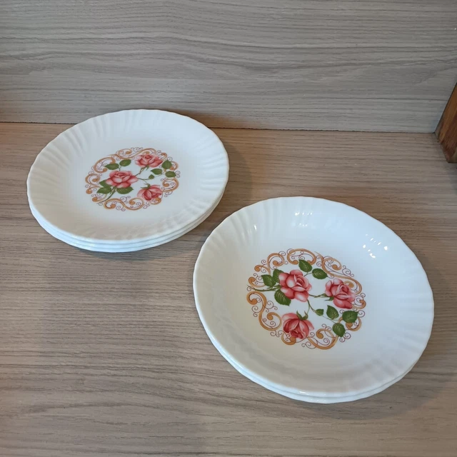 ASSIETTES PLATES ET Creuses ARCOPAL Modèle Roseraie, Roses, Fleurs