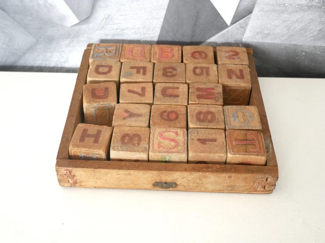 ANCIEN JEU DE CUBE en Bois - Lettres + Chiffres - Vintage - Alphabet