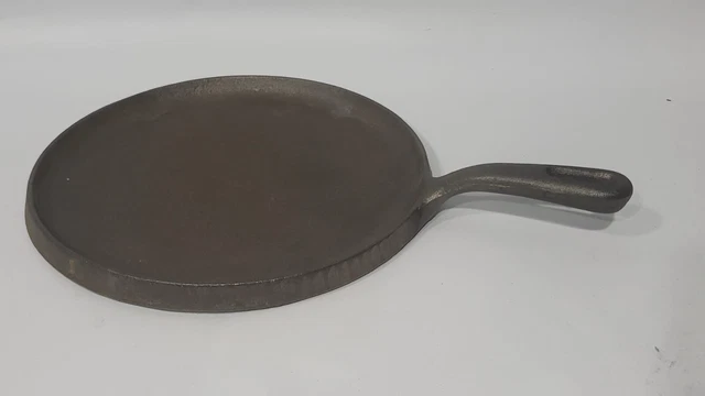 Vintage Heavy Duty Round Flat Pan Griddle Skillet Cast Iron 9.5''