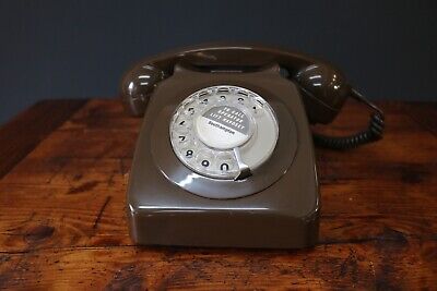 Brown 8746 F Vintage Collectable BT Telephone Model 