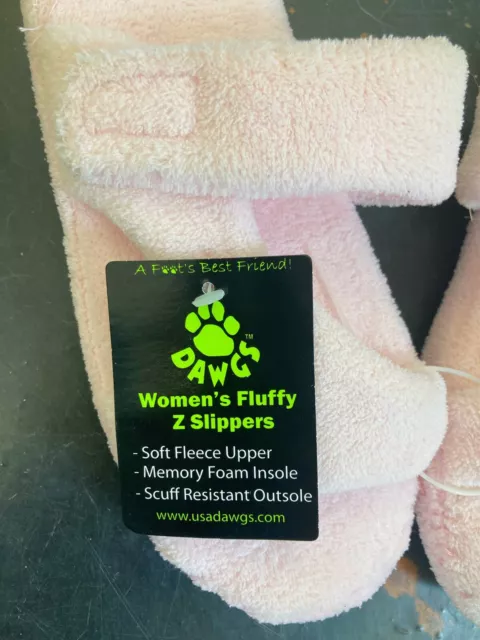NEW DAWGS Women’s Soft Pink Fluffy Z Slippers Sandal Shoes Size 7-8  Memory foam