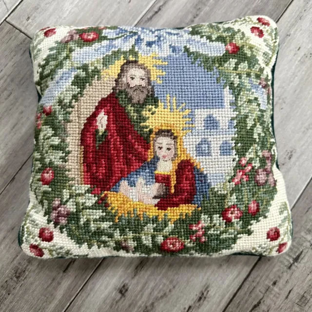 https://www.picclickimg.com/FDsAAOSw0-xllf95/VTG-Wool-Christmas-Nativity-Needlepoint-Pillow-Handmade-95.webp