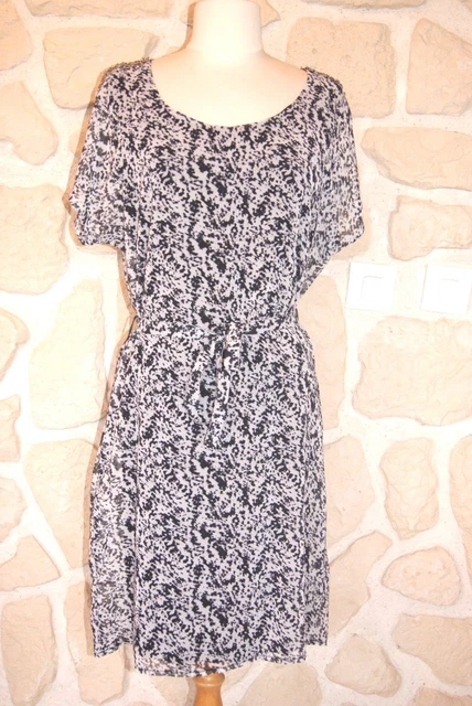 Robe Noire Et Blanche Sora By JBC - Taille 38 - Manches Courtes - Évasée - Très Bon état