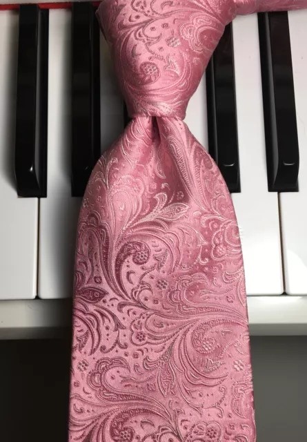 COUNTESS MARA / Ultra Posh Fancy Pink Paisley 100% Silk Necktie