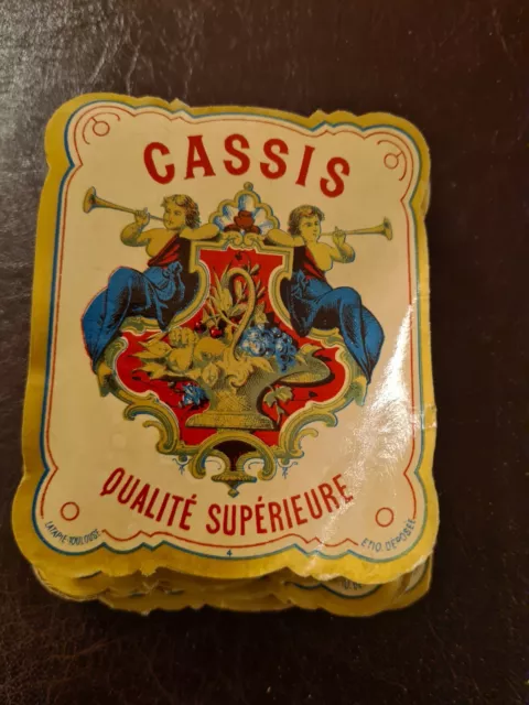 Lot De 5 Etiquettes Anciennes.  Cassis Qualite Superieure