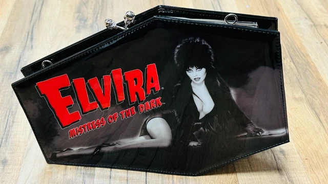 Kreepsville 666 Elvira Black Patent Skull Kisslock Coffin Purse Shoulder Bag NWT