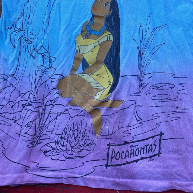 Vintage 90s Disney Pocahontas tshirt single stitch