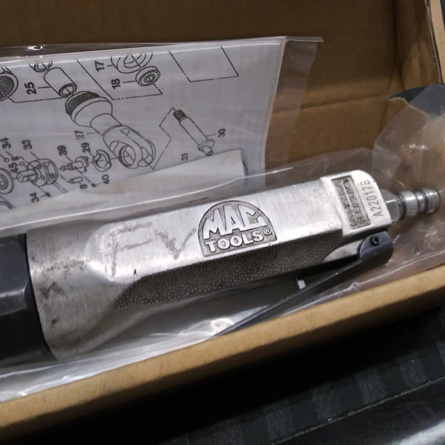 Mac Tools 3/8" Drive Pneumatic Air Ratchet Model AR154 3