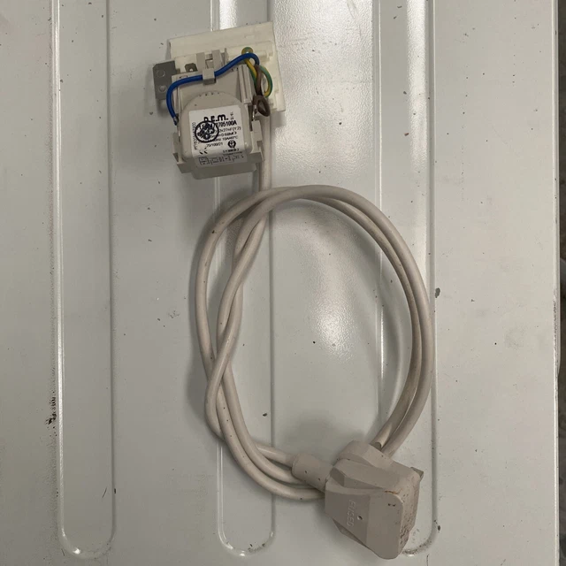 Hotpoint WMF720P (UK) R Washing Machine Mains Power Lead With Capacitor