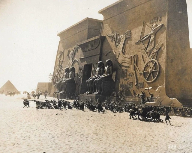 THE TEN COMMANDMENTS The Gates of Rameses Egypt 8X10 Photo film movie ...