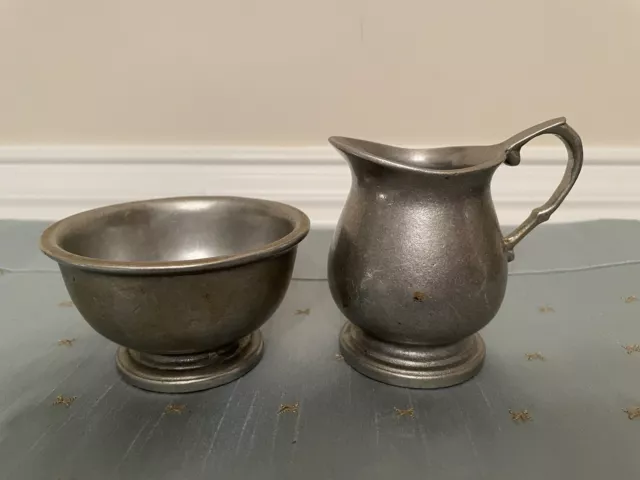 Vintage Wilton Armetale RWP Aluminum Metal Country Ware Revere Cream & Sugar Set