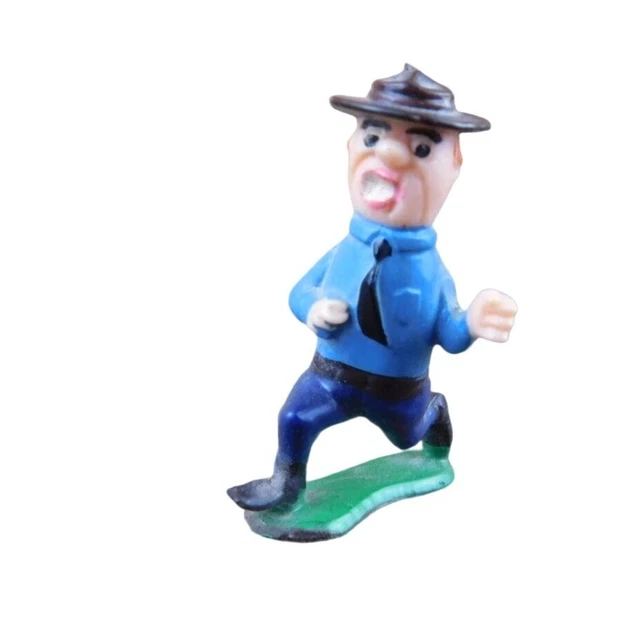 VINTAGE HANNA BARBERA Tinykins Yogi Bear Ranger Smith Plastic Figurine