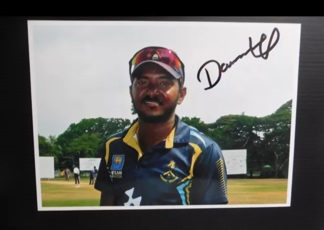 Akila DANANJAYA - SRI LANKA cricket signed UNIQUE photo - TEST cap No. 145