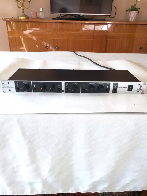 Behringer SNR 202  Denoiser 2 Channel / Tested and perfectly working