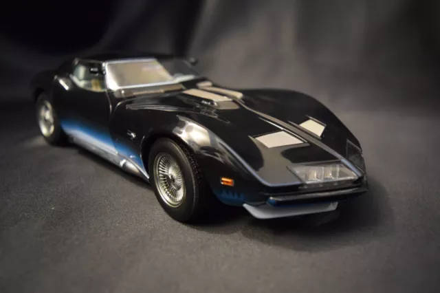 AUTOart Chevrolet Corvette Manta Ray, 1968, 1:18 Scale