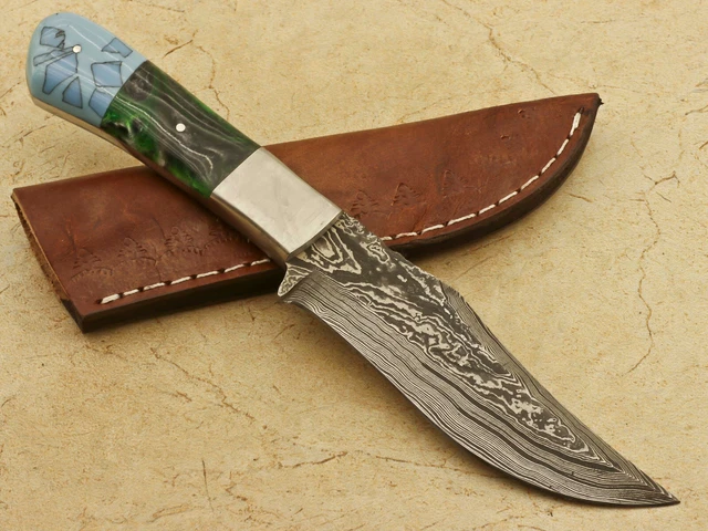 Custom Hand Forged Damascus Custom Resin Skinning Hunting Camping Knife/Steel Bo