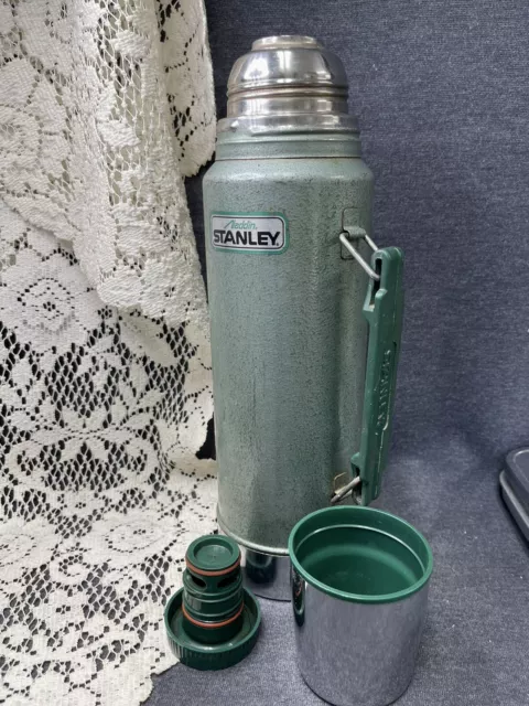 Vintage Aladdin STANLEY Thermos with Handle A-944DH 1 Quart w/Pour-Thru  Stopper