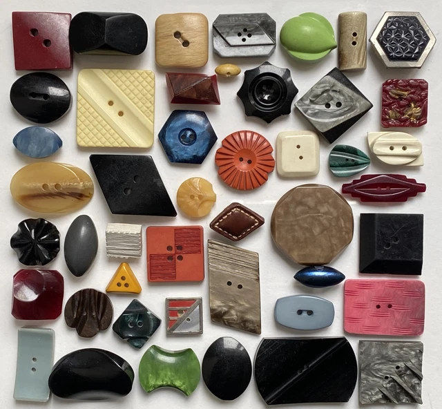 Lot De Boutons Anciens - Fabrication Française - Vintage - Collection