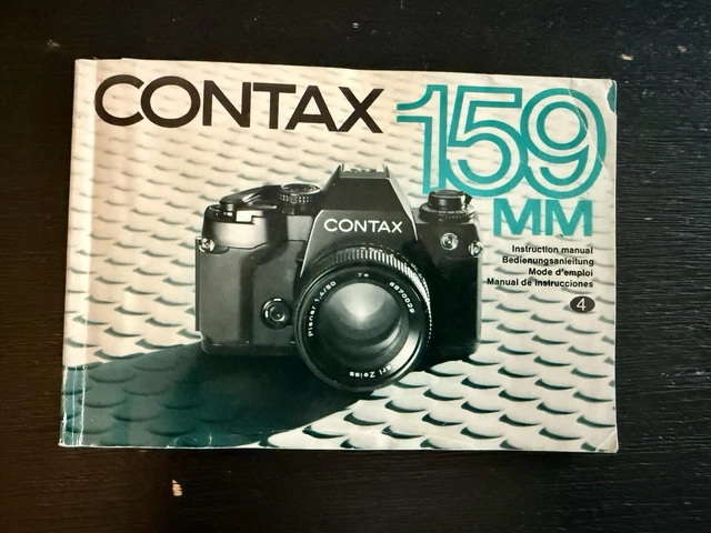Contax 137 MD Quartz and a lizard. | Chasing Classic Cameras with Chris
