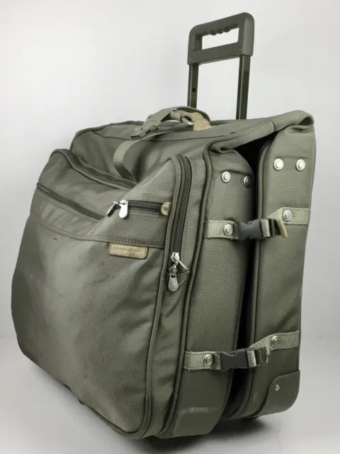 Briggs & Riley Baseline Garment Bag On Wheels Green Ballistic Nylon