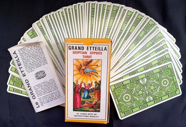 JEU DE CARTES divinatoires : Tarot Grand Etteilla ou Tarots égyptiens