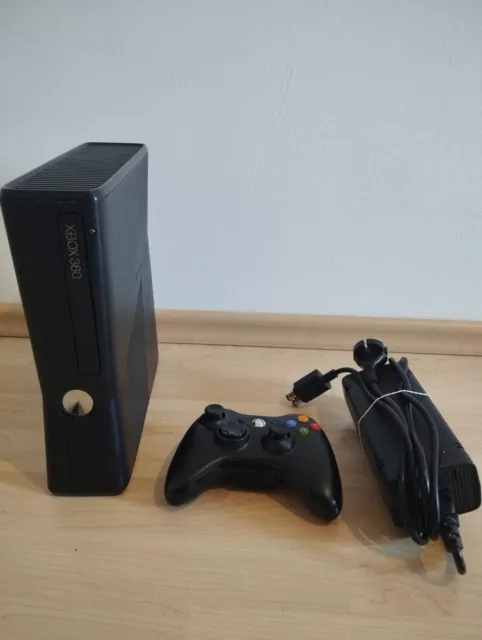 Microsoft Xbox 360 Schwarz
