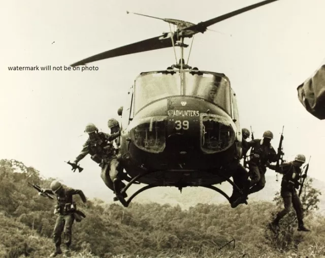 Bell UH-1 Huey Helicopter dropping off troops 8"x 10" Vietnam War Photo #50