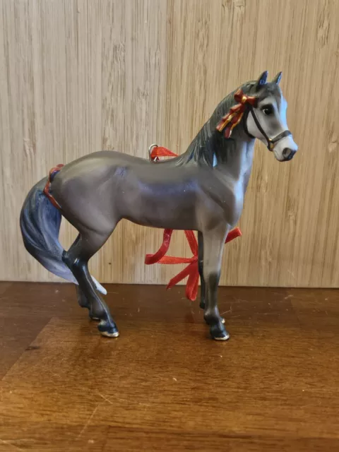 Breyer Holiday Christmas 2010 Beautiful Breeds Series: Welsh Pony Ornament Horse 2