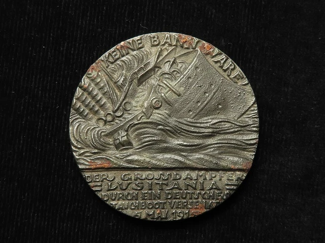 WWI Lusitania Medal, Selfridges Cast Iron Issue d.55mm