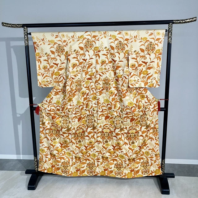 Woman Silk Kimono Houmongi Vintage Japanese Dress Floral Pattern Embroidery
