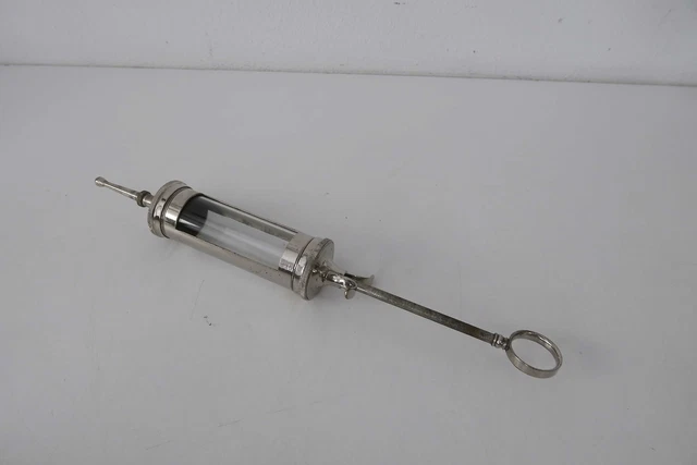 Alte Spritze - Glasspritze - Glas Metall - Arzt