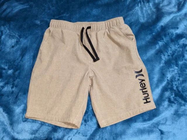 Hurley Beige shorts Children's Size 7/8 slightly used