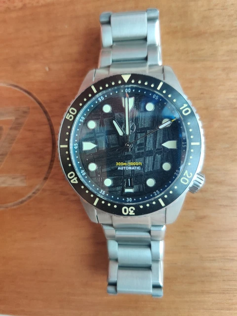 Montre Zelos Mako V3 - Automatique, Boîtier Titane, étanche 300m, Année 2021 - Occasion Avec Boîte