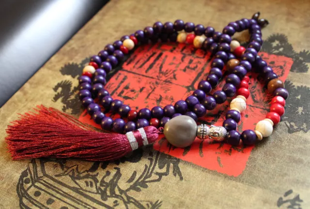 Collier mala spirituel avec POMPON grenat et bouddha