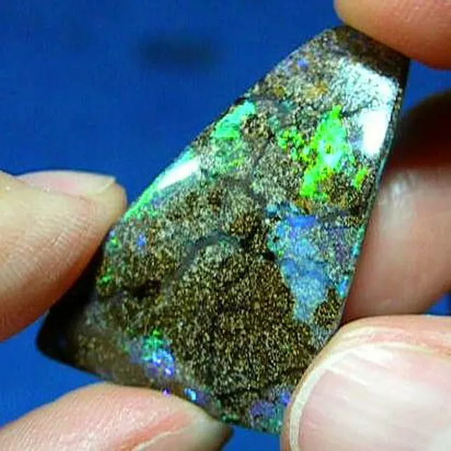 Flashy Gem Colors * 48ct Natural Australian Solid Boulder Opal * See Video Clip